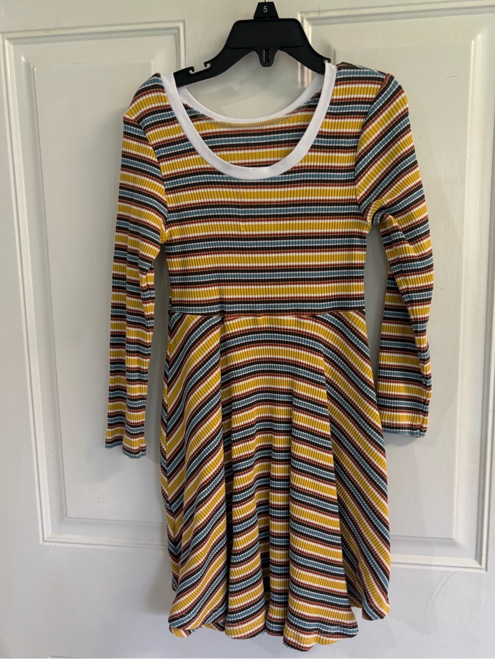 6Y Vignette Abbey Gold Multistripe Chevron ribbed long sleeve twirl Dress.  EUC